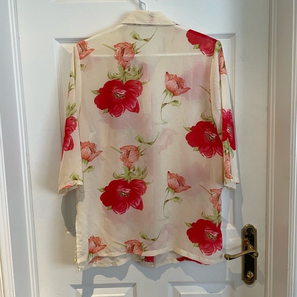 Floral blouse - Picture 6 of 6